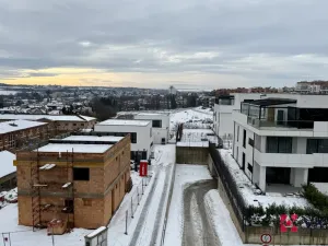 Pronájem bytu 1+kk, Praha - Řeporyje, Wiesenthalova, 38 m2