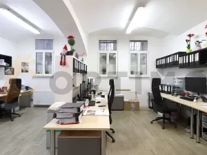 Prodej kanceláře, Praha - Smíchov, Ostrovského, 120 m2