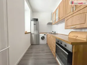 Pronájem bytu 1+1, Chomutov, náměstí Dr. Beneše, 40 m2