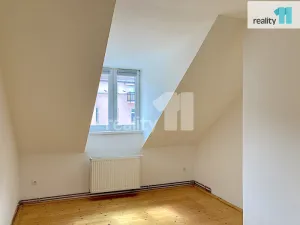 Pronájem bytu 2+kk, Karlovy Vary, Západní, 40 m2