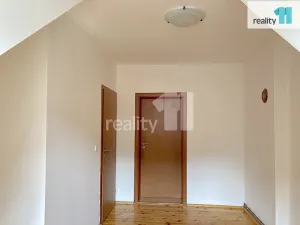 Pronájem bytu 2+kk, Karlovy Vary, Západní, 40 m2