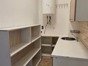 Pronájem bytu 1+1, Brno, Dukelská třída, 37 m2