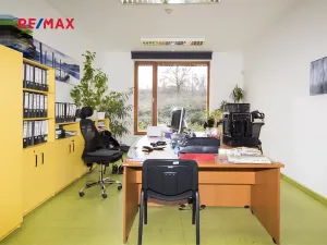 Pronájem kanceláře, Ústí nad Labem, náměstí Prokopa Velikého, 48 m2