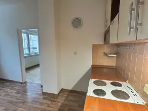 Pronájem bytu 2+1, Děčín, El. Krásnohorské, 47 m2