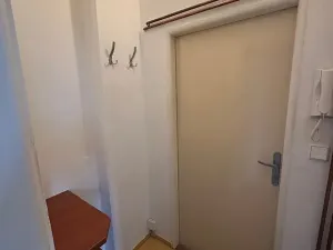 Pronájem bytu 2+1, Děčín, El. Krásnohorské, 47 m2