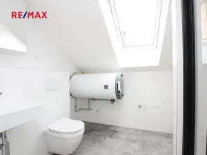 Pronájem bytu 2+kk, Kolín, Kmochova, 44 m2