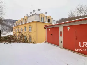 Prodej bytu 3+1, Adamov, Komenského, 60 m2