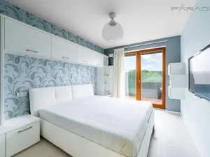 Pronájem bytu 3+kk, Praha - Modřany, Generála Šišky, 84 m2