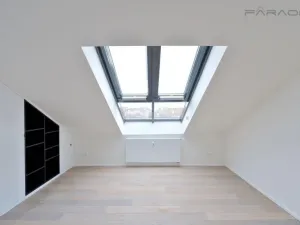 Prodej bytu 1+kk, Praha - Vinohrady, Laubova, 39 m2