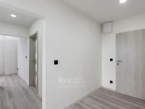 Prodej bytu 2+1, Praha - Troja, Olštýnská, 48 m2