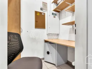 Pronájem restaurace, Praha - Čakovice, Theinova, 187 m2