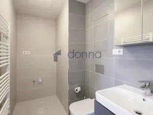 Pronájem bytu 2+kk, Praha, Univerzitní, 51 m2