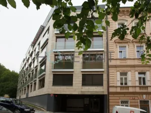 Pronájem bytu 2+kk, Praha - Smíchov, Mozartova, 46 m2