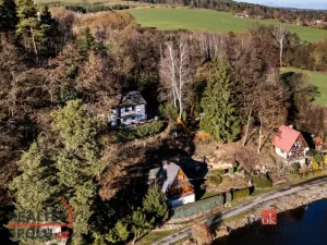 Prodej chaty, Týn nad Vltavou - Hněvkovice na levém břehu Vltavy, 80 m2