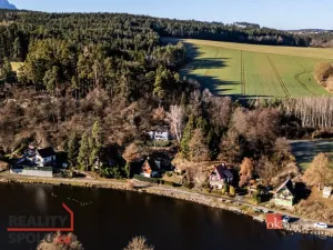 Prodej chaty, Týn nad Vltavou - Hněvkovice na levém břehu Vltavy, 80 m2