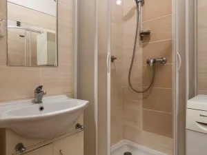 Prodej bytu 2+1, Praha - Malešice, Počernická, 54 m2