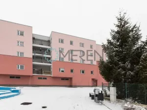 Pronájem bytu 1+kk, Praha - Letňany, Malkovského, 28 m2