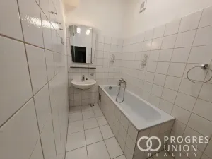 Pronájem bytu 2+1, Kroměříž, Slovanské náměstí, 79 m2