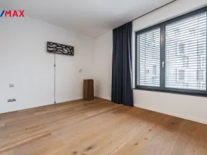 Pronájem bytu 3+kk, Praha - Libeň, Menclova, 96 m2