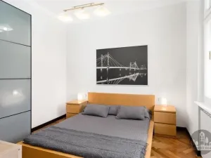 Pronájem bytu 3+1, Praha - Žižkov, Cimburkova, 65 m2