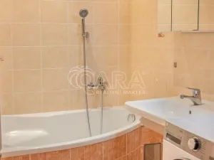 Prodej bytu 3+kk, Praha - Žižkov, Strážní, 72 m2