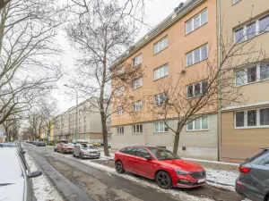 Prodej bytu 3+kk, Praha - Žižkov, Strážní, 72 m2