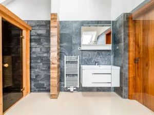 Pronájem vily, Roztoky, Nad vinicemi, 393 m2