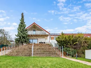 Pronájem vily, Roztoky, Nad vinicemi, 393 m2