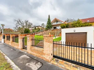 Pronájem vily, Roztoky, Nad vinicemi, 393 m2