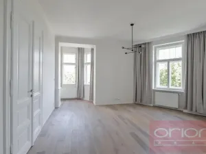 Pronájem bytu 3+kk, Praha - Vinohrady, náměstí Jiřího z Poděbrad, 138 m2