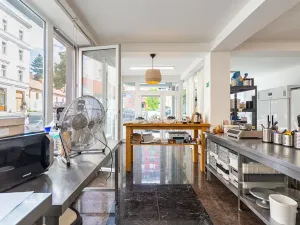 Prodej obchodního prostoru, Praha - Vršovice, Petrohradská, 123 m2