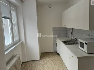 Pronájem bytu 2+1, Praha - Podolí, Podolská, 64 m2