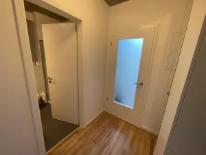 Pronájem bytu 2+kk, Praha - Libeň, Novovysočanská, 46 m2