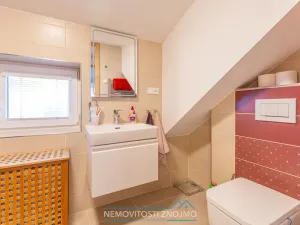 Prodej rodinného domu, Kuchařovice, Znojemská, 150 m2