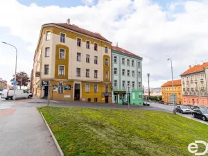 Prodej bytu 2+kk, Praha, Spojovací, 50 m2