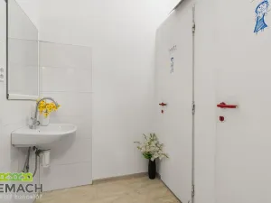 Pronájem bytu 4+1, Uherské Hradiště, náměstí Republiky, 92 m2