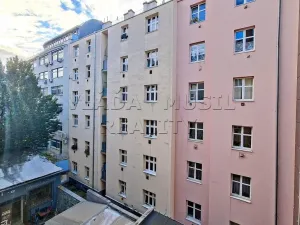 Pronájem bytu 1+1, Praha - Libeň, Novákových, 37 m2