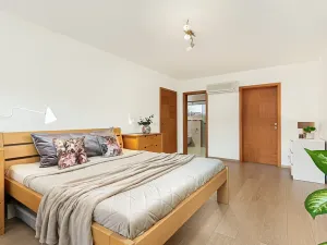 Prodej rodinného domu, Doksy, Severní, 342 m2