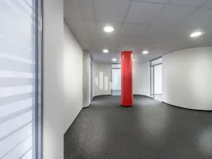 Pronájem kanceláře, Praha - Holešovice, Na Maninách, 360 m2