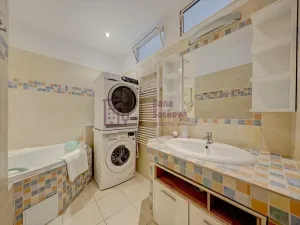 Pronájem bytu 3+1, Jindřichův Hradec, sídliště Vajgar, 64 m2