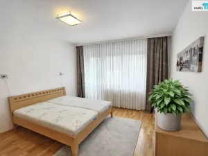 Pronájem bytu 2+kk, Praha - Jinonice, Hlubocká, 72 m2