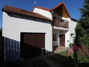 Pronájem rodinného domu, Vestec, Na Suchých, 142 m2