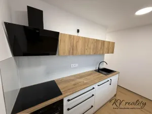 Prodej bytu 2+1, Vsetín, Luh, 54 m2