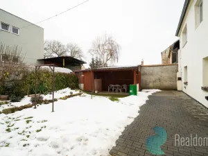 Prodej bytu 1+1, Lišov, třída 5. května, 42 m2