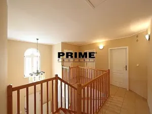 Pronájem rodinného domu, Praha - Nebušice, K vinicím, 223 m2