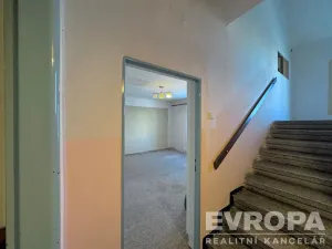 Prodej rodinného domu, Plzeň - Doubravka, Na Dlouhých, 200 m2