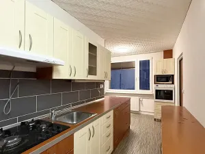 Pronájem bytu 3+1, Chomutov, 17. listopadu, 80 m2