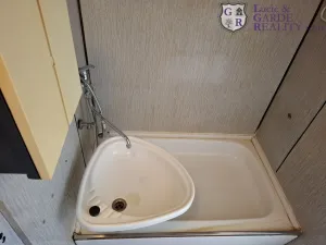 Pronájem bytu 1+1, Tábor, Helsinská, 43 m2