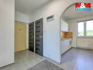 Prodej bytu 3+1, Hostouň - Holubeč, 86 m2
