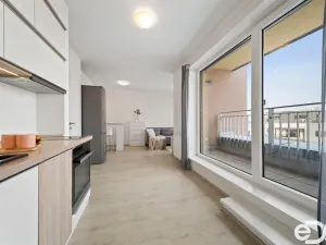 Prodej bytu 2+kk, Hradec Králové, Antonína Petrofa, 39 m2